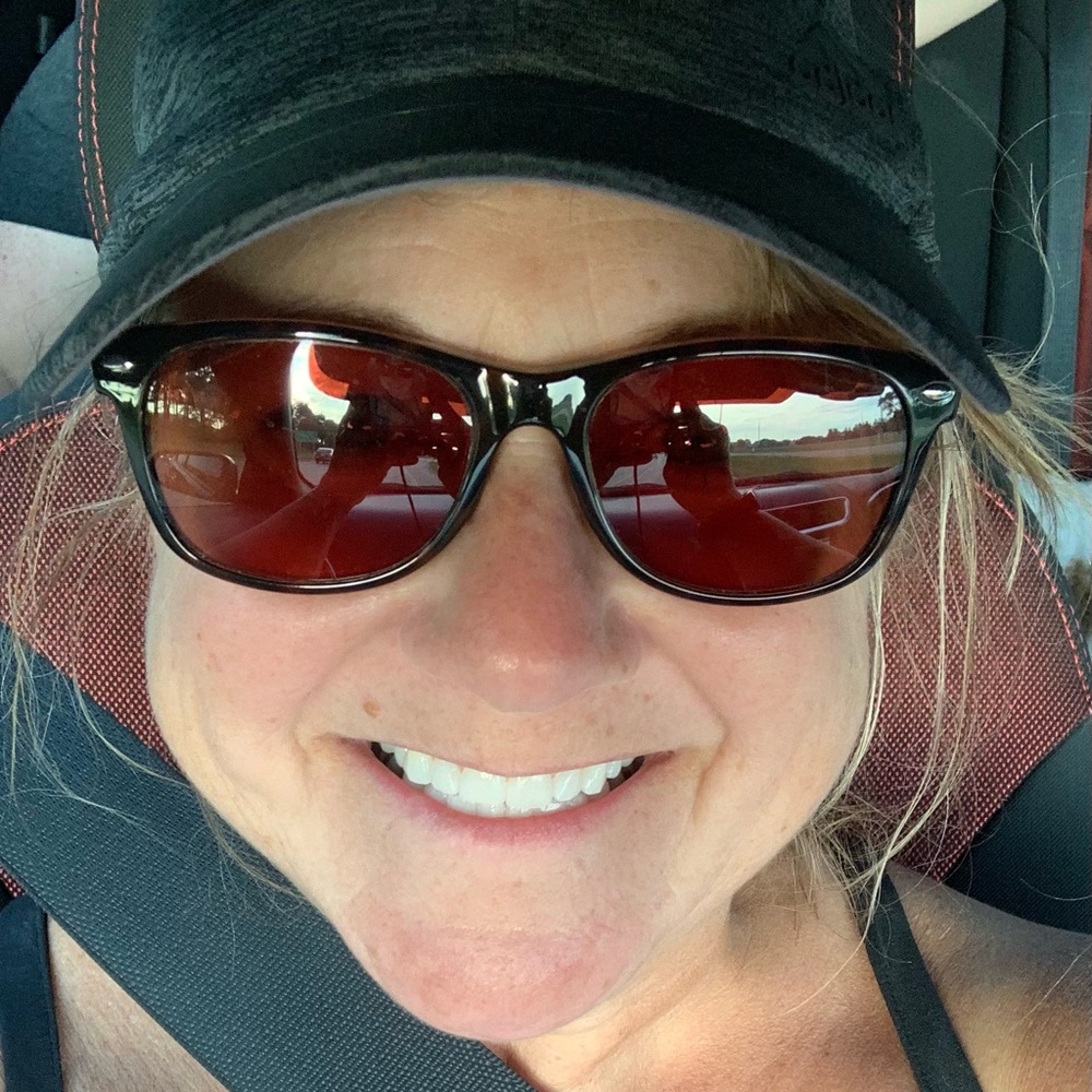 Meet your Posher, Jennifer